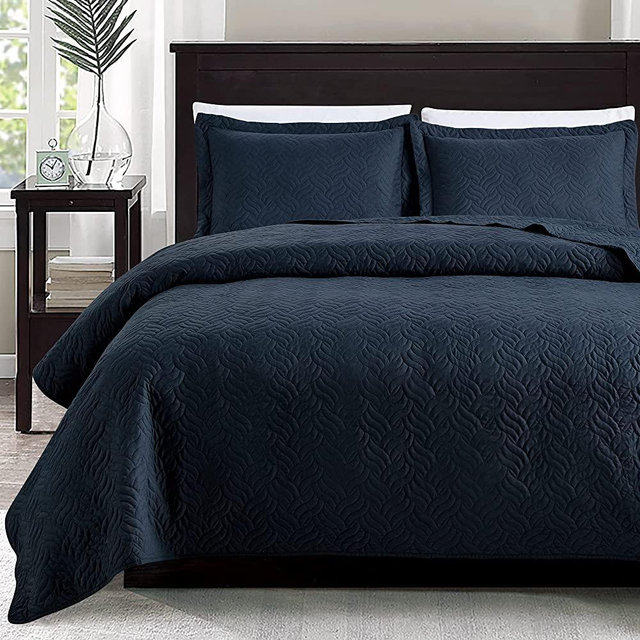 Love's cabin Quilts for Queen Bed Navy Blue Bedspreads - Soft Bed Summer Quilt Lightweight Microfiber Bedspread- Modern Style Wave Pattern Coverlet for All Season - 3 Piece (1 Quilt, 2 Pillow Shams)