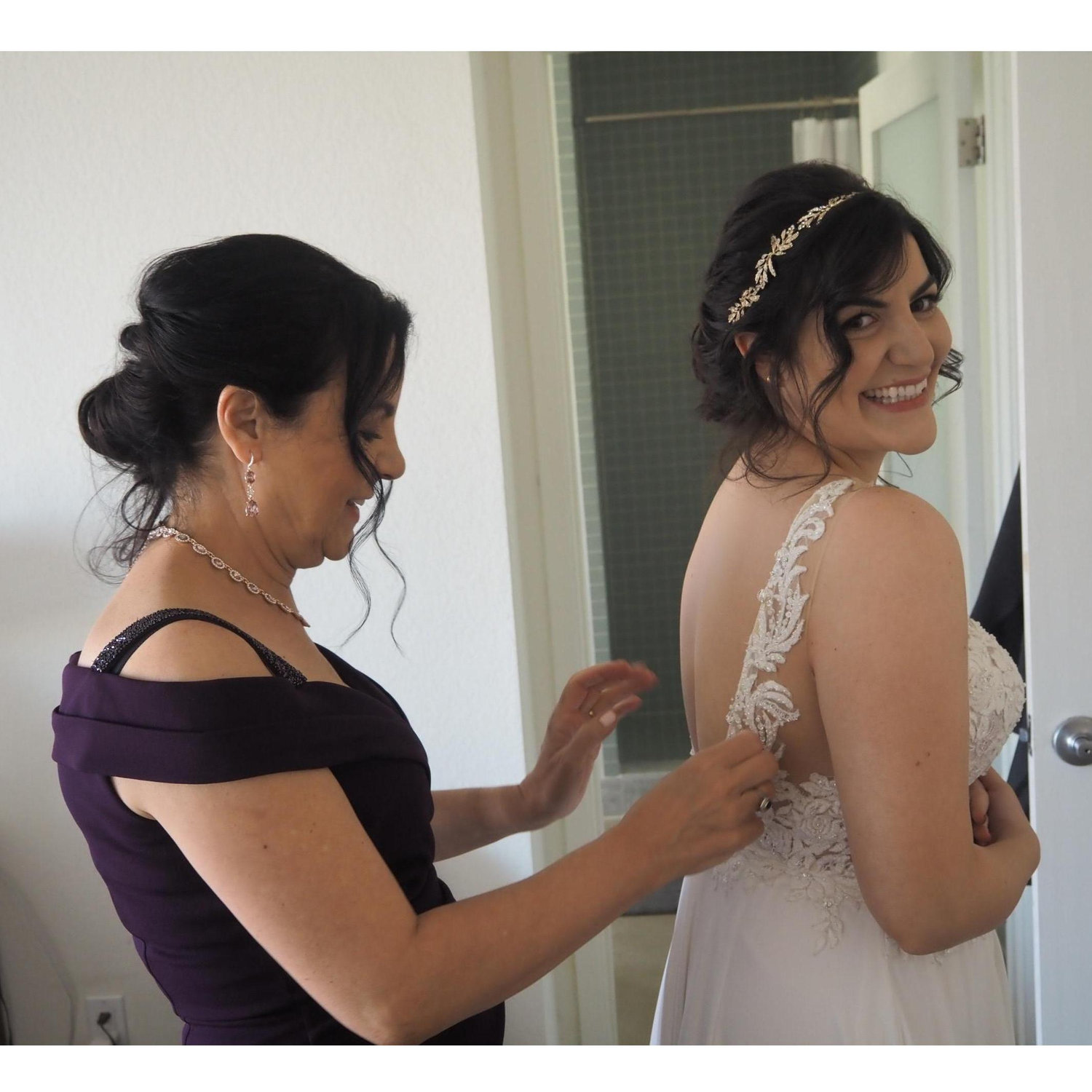 What followed was a very tough year - for all. After much worry and stress, we decided it was time to elope with a smaller ceremony in Joshua Tree National Park.
Leeron with Hanna on our wedding day.
