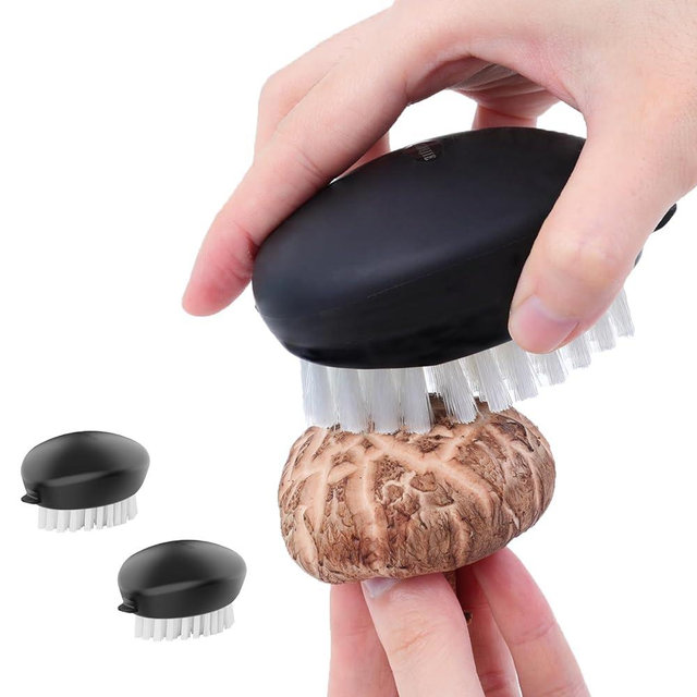 2Pcs Vegetable Brush, Potato Scrubber Brush Veggie Brush with Non-Slip Grip, Vegetable Brush Scrubber for Food, Corn Silk and Carrots, with Dots Remover