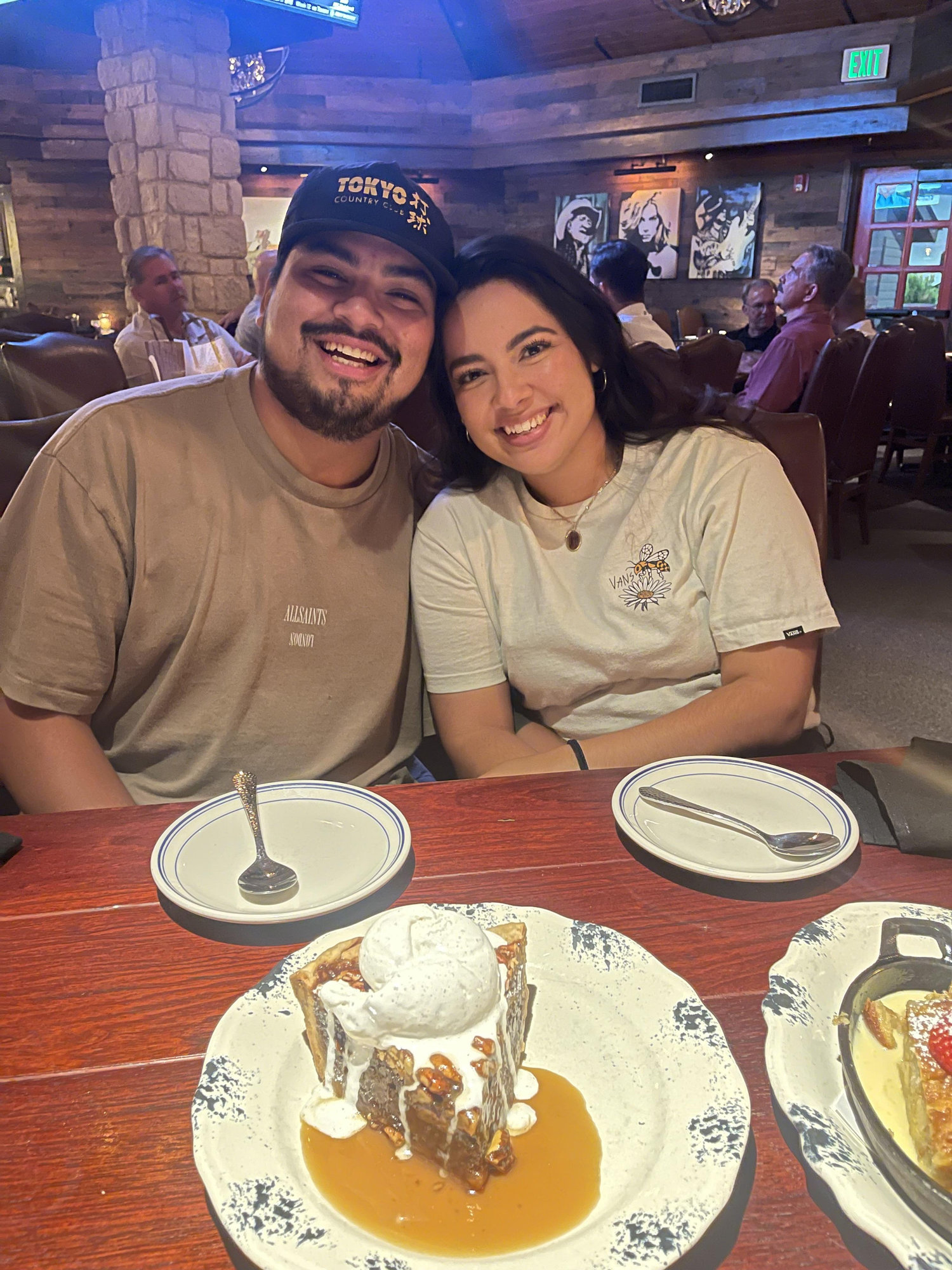 The Wedding Website of Viviana Martinez and Eric Osuna