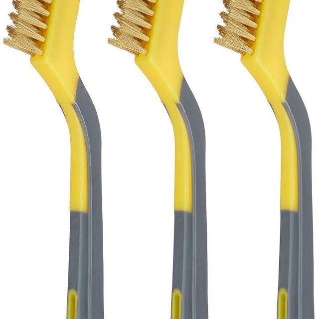 Amazon Basics Brass Mini Wire Brushes for Cleaning, Rust Removal, Paint Removal, Soft Grip Ergonomic Handle, 1/2 inch, Yellow/Grey, 3-Pack