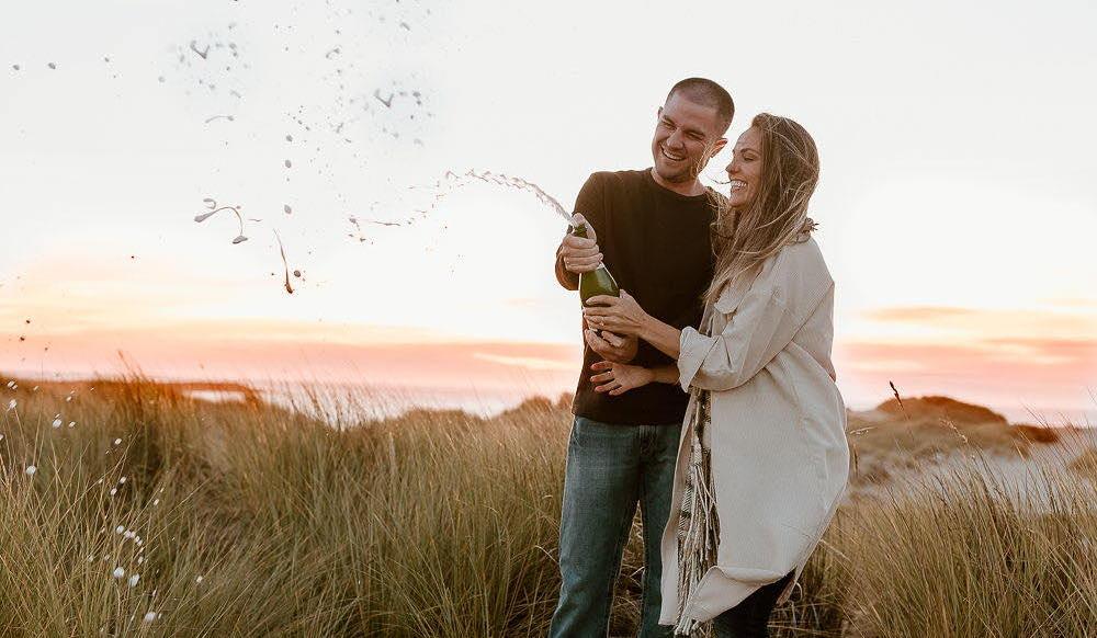 Alaura Lindquist and Justin Lindquist's Wedding Website