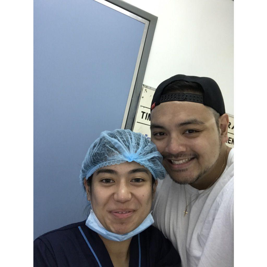 Visited Jesse in the hospital before she scrubbed into a case! The air conditioning was so nice in there!