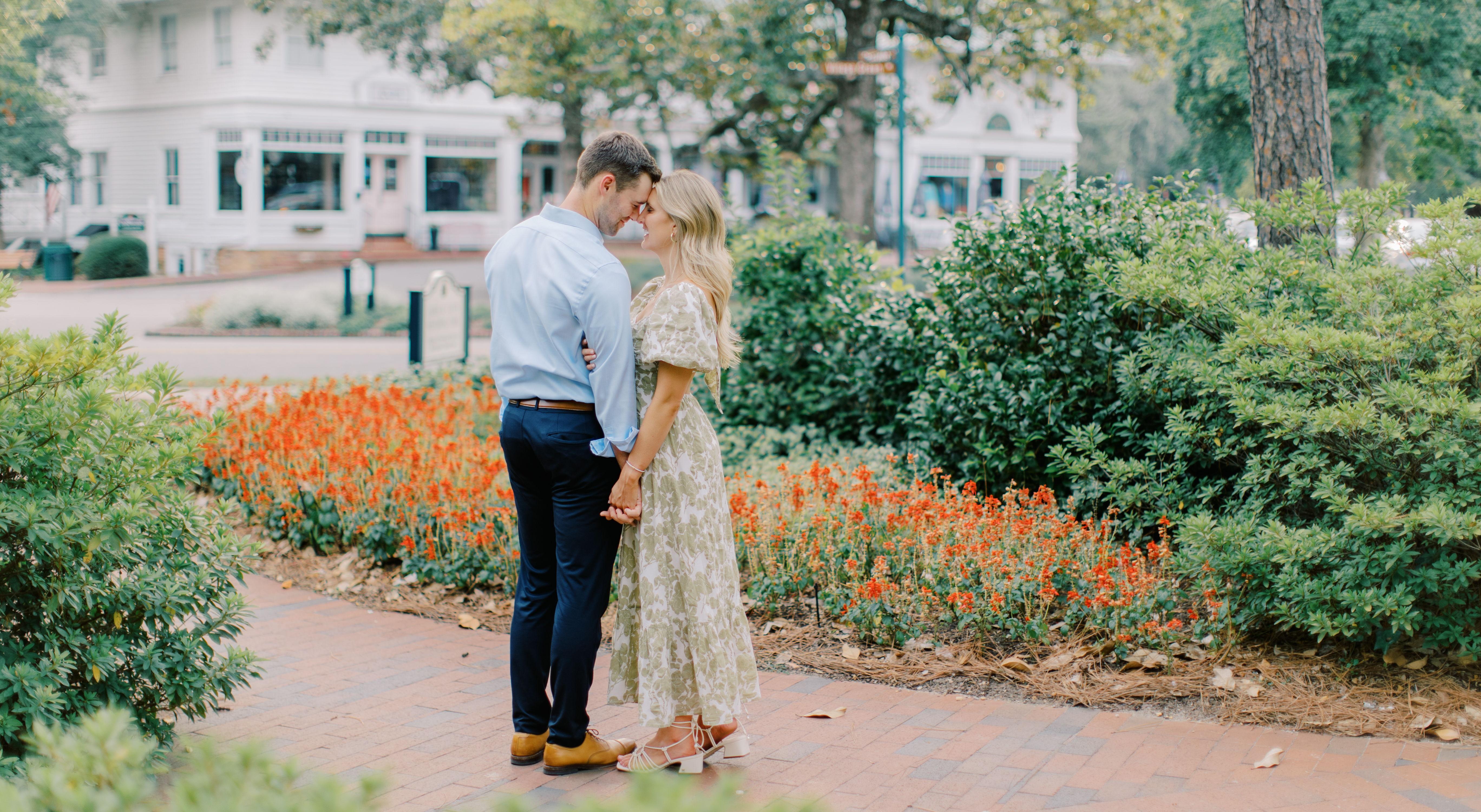 The Wedding Website of Liz Lohmann and Carson Riley