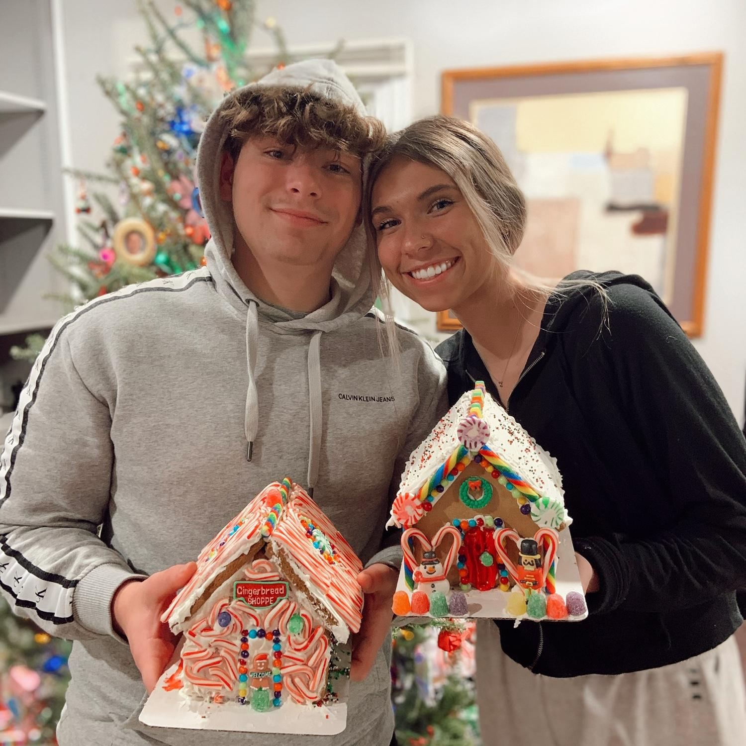 • Winter 2020 • Gingerbread houses