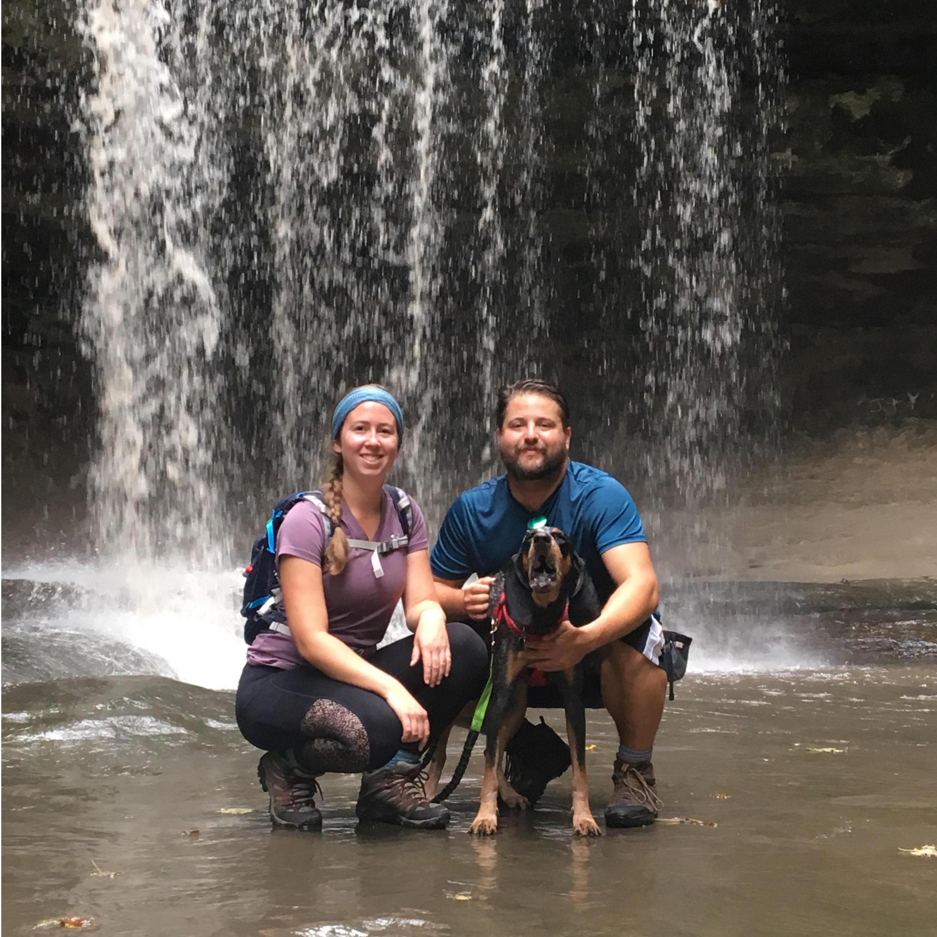 Hiking Starved Rock with our pup!