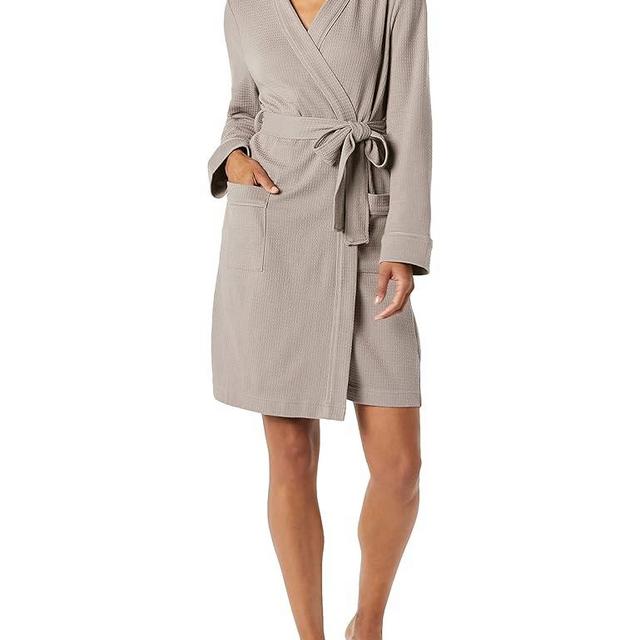 Amazon Essentials Women's Lightweight Waffle Mid-Length Robe (Available in Plus Size)