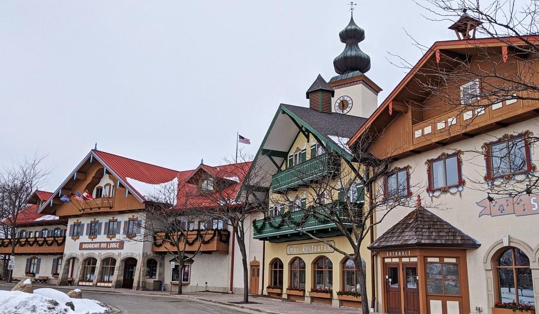 The Wedding Website of Mercedes Kosha and Nathaniel Okorowski