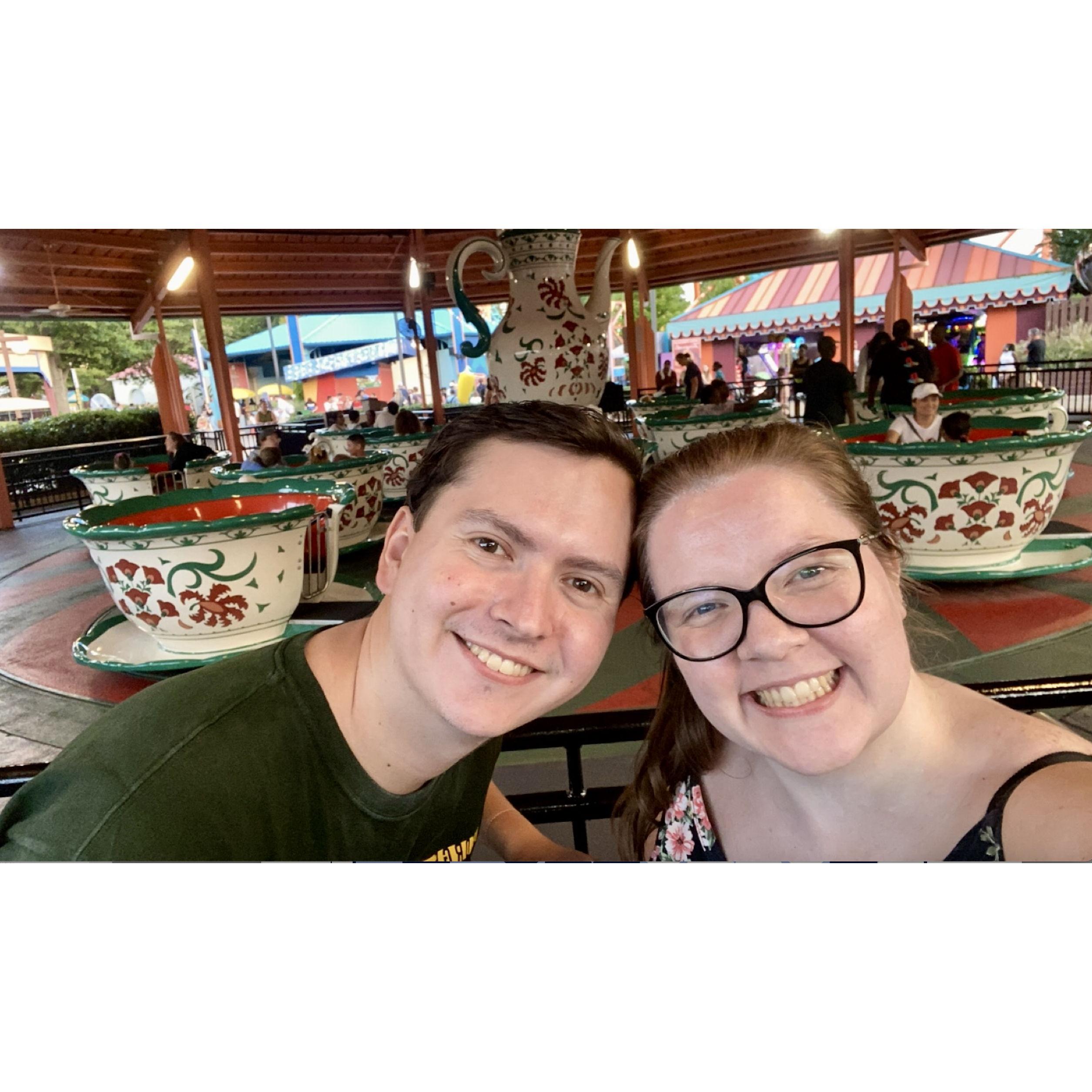 Busch Garden's spinning tea cups!