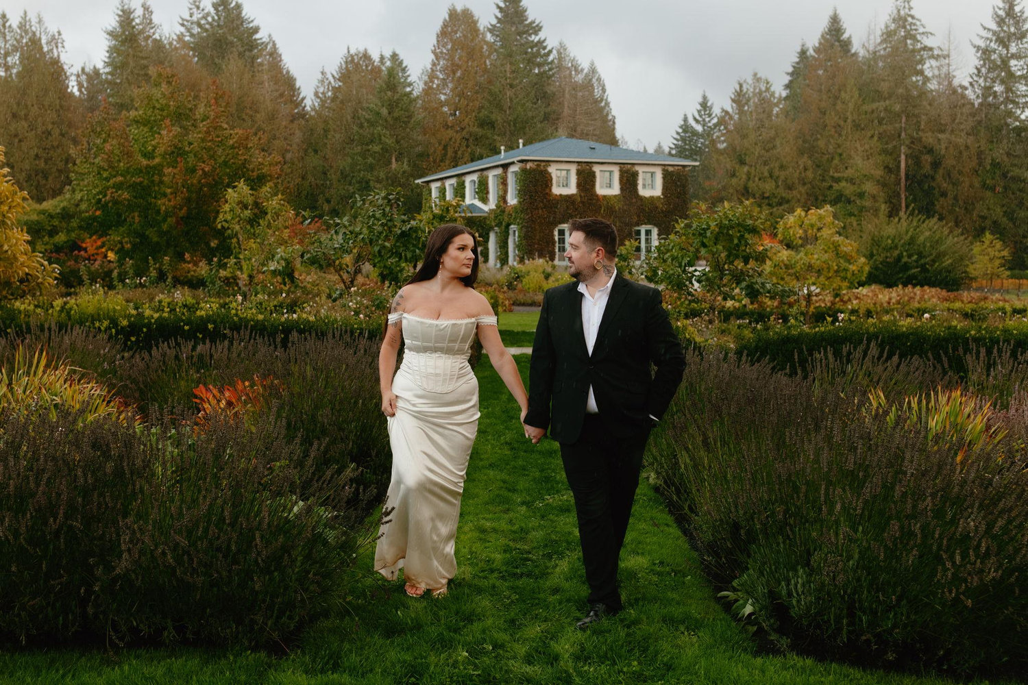 The Wedding Website of Tessa Alexander and James Montgomery