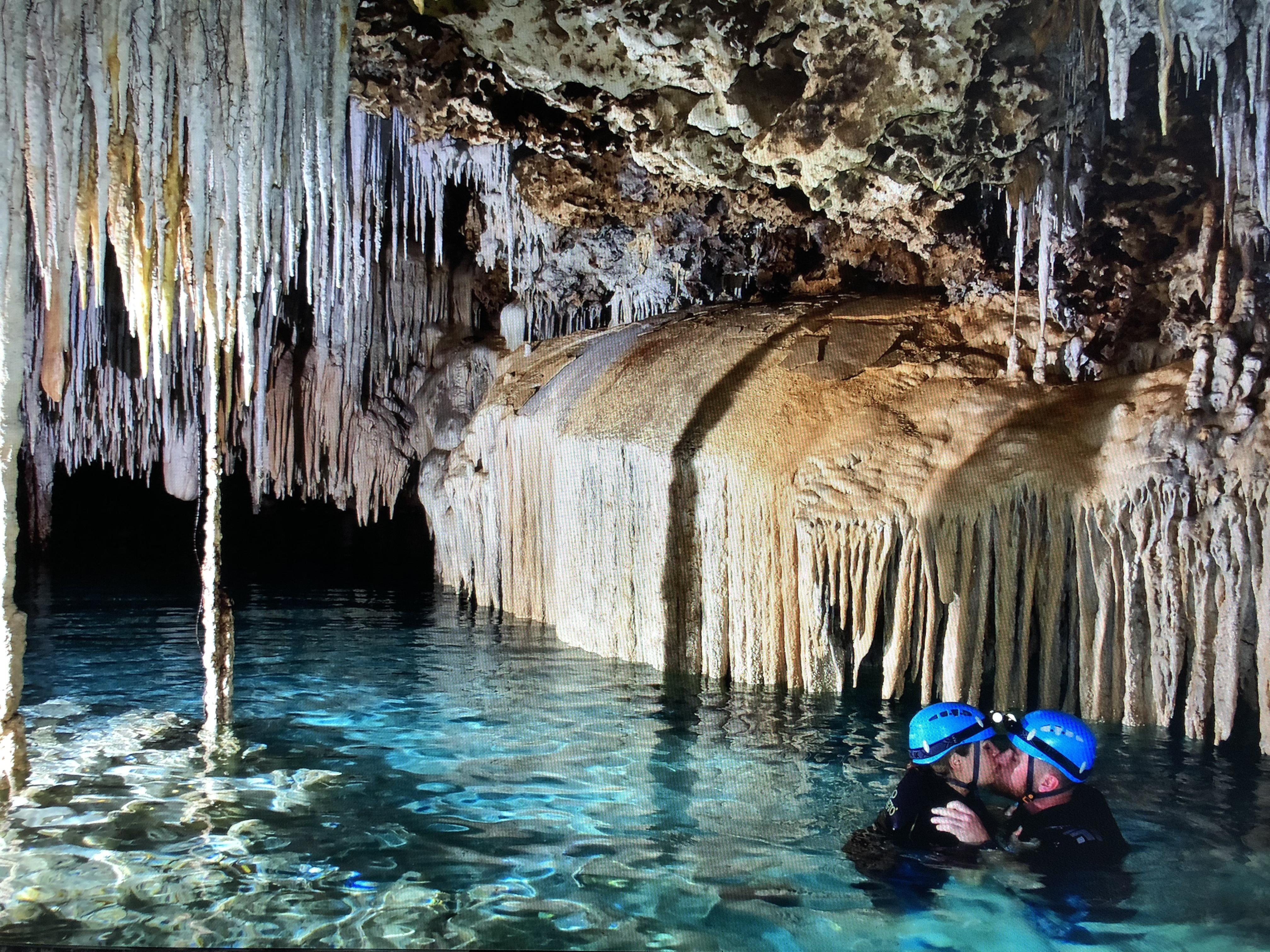 The Wedding Website of Ashley Pitts and Thomas Gari III