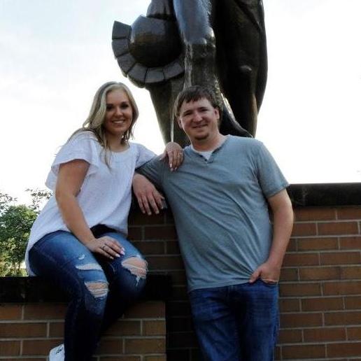 Engagement photo with sparty