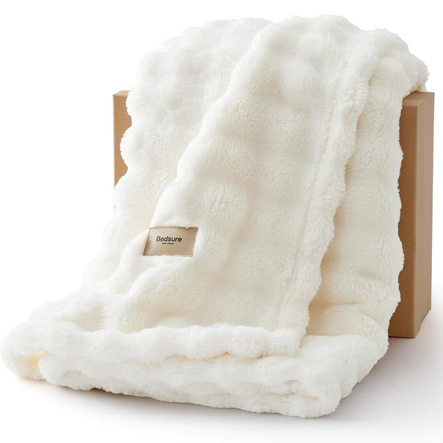 Bedsure 3D Fleece Bubble Blanket for Couch - GentleSoft White Throw Blanket for Sofa Bed Room Decor - Luxury Soft Cozy Gifts for Women, Lightweight, All Seasons, Off White, 50"×60"