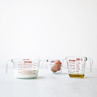 Essential 3-Piece Measuring Cup Set