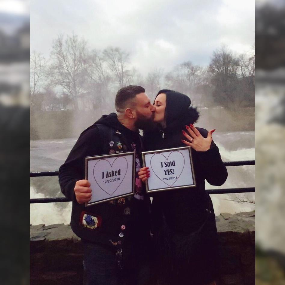 The Wedding Website of Jennifer Pryce and Toby Weissman