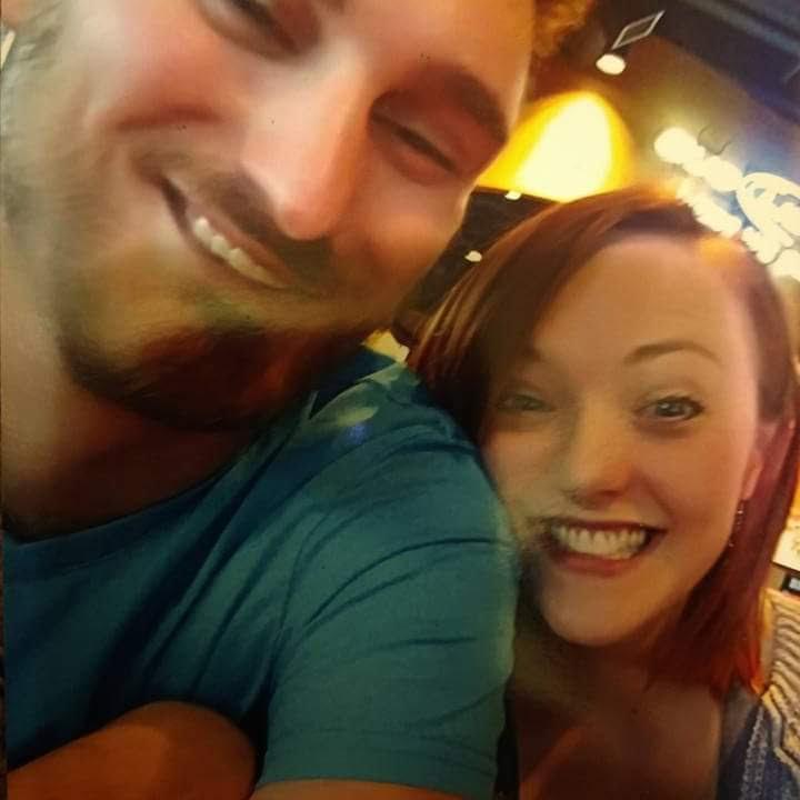 <3