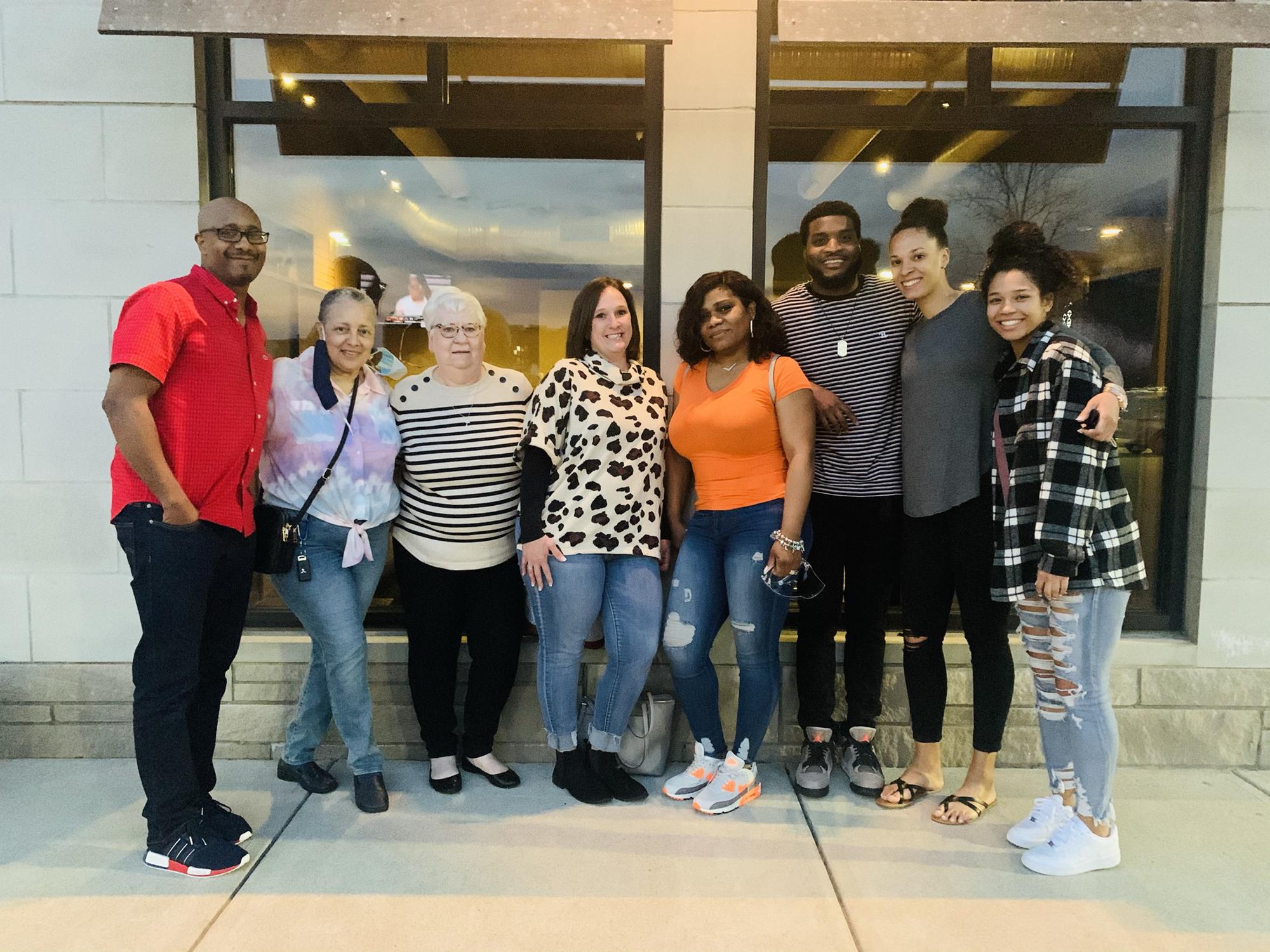 family met for the first time, went to lunch at bru burger 21'