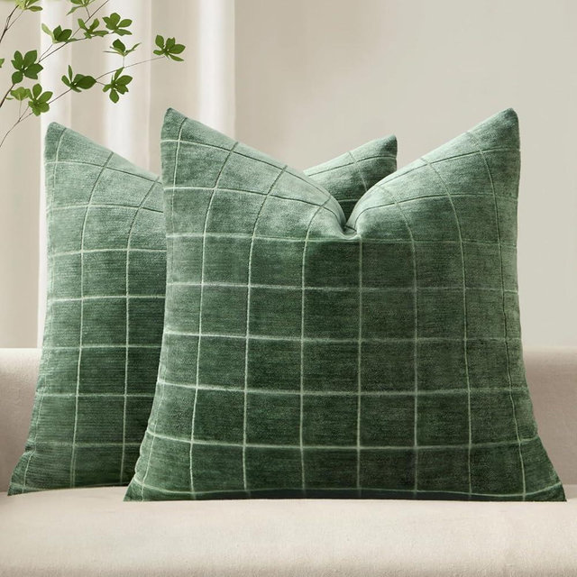 MIULEE Christmas Decorative Chenille Check Throw Pillow Covers Vintage Plaid Couch Pillows 18x18 Inch Set of 2 Neutral Boho Cushion Covers Modern Home Decor for Sofa Bed Living Room Moss Green