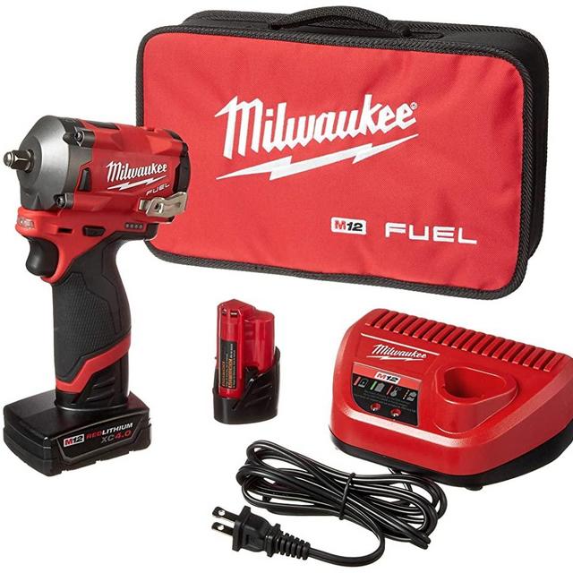 MILWAUKEE M12 FUEL Stubby 3/8 in.