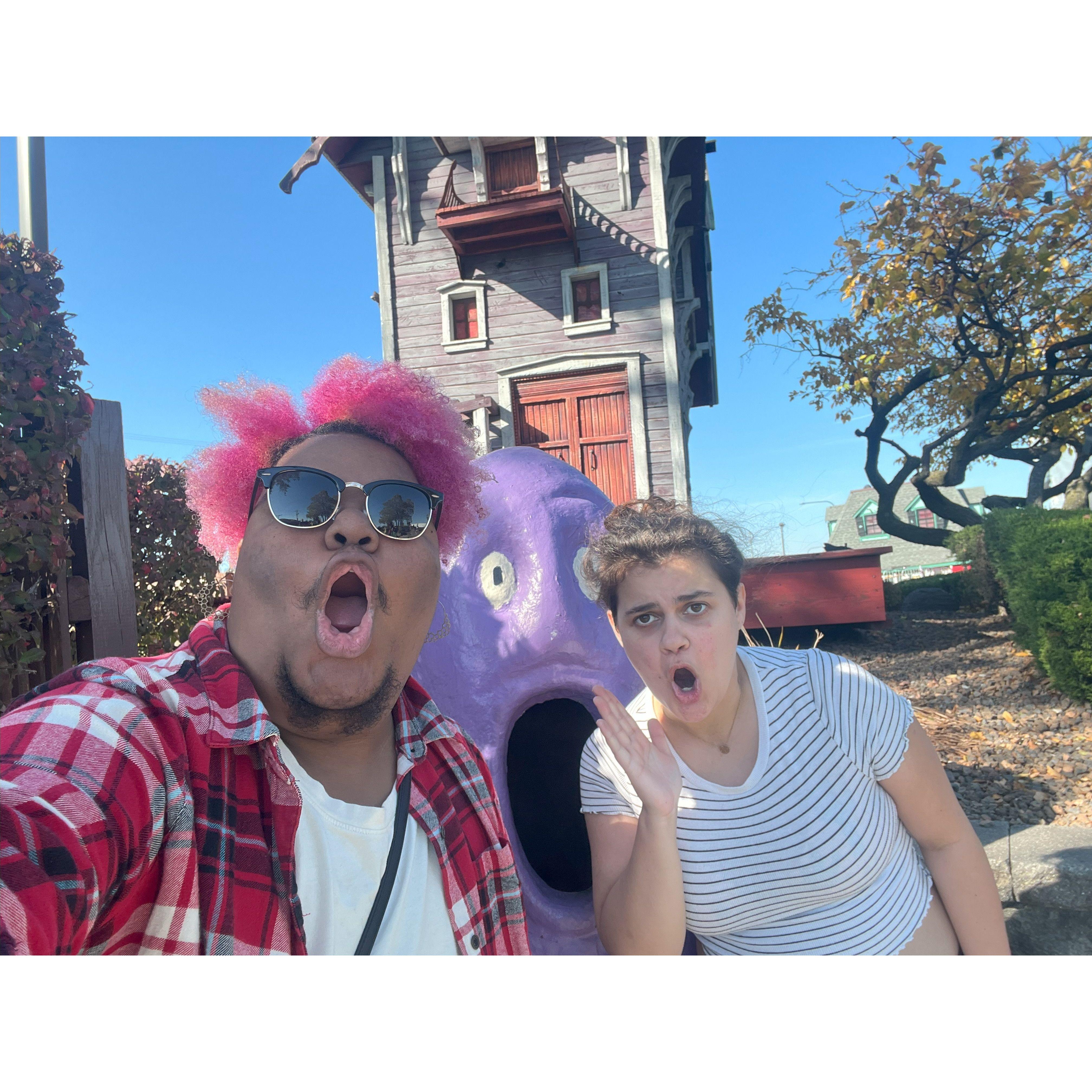 Sarah and Jayden love mini golf.