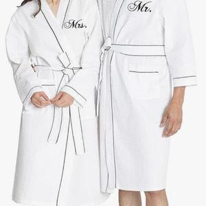 Mr and Mrs Robes
