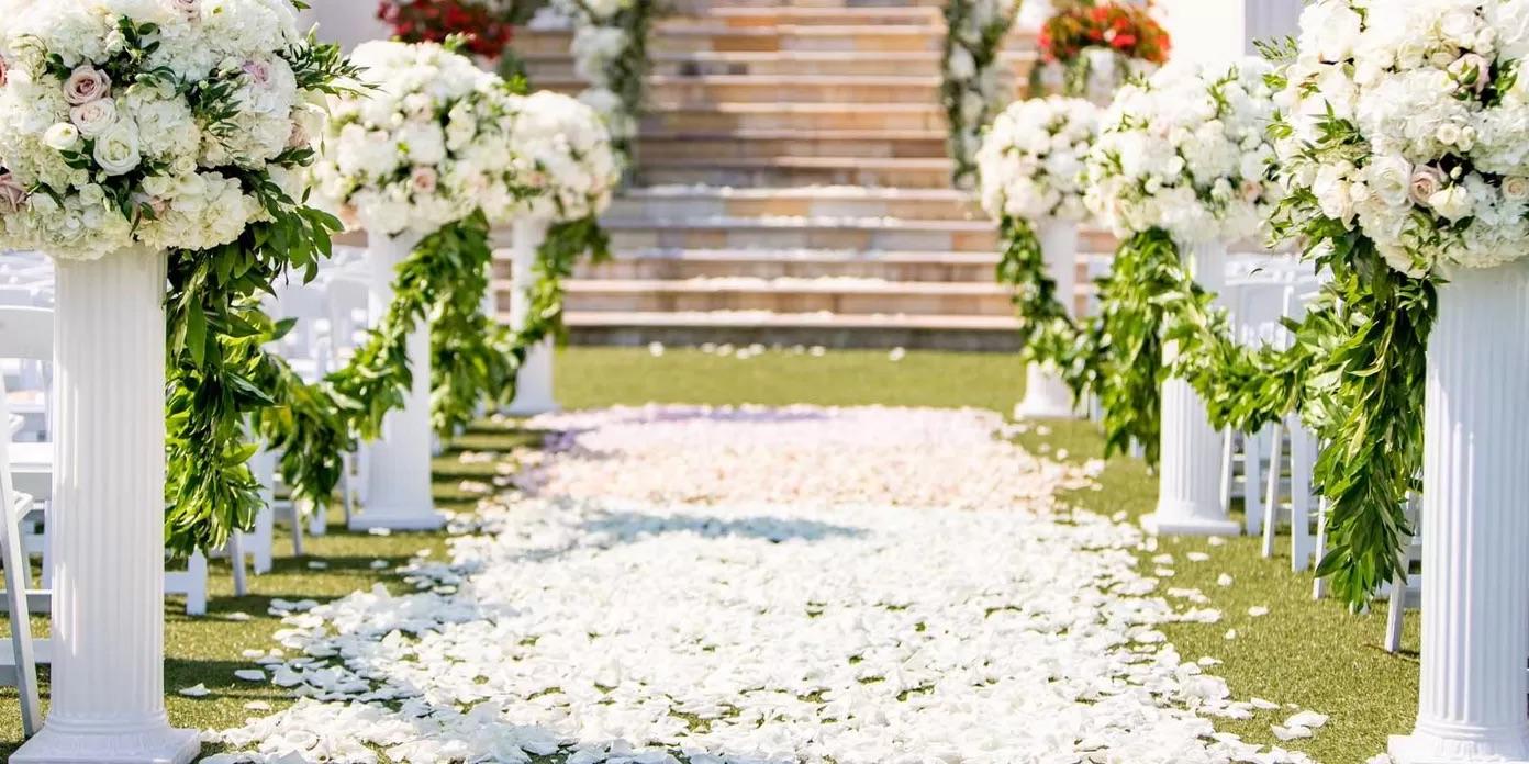 The Wedding Website of Lauren McMahon and Daniel McEneaney