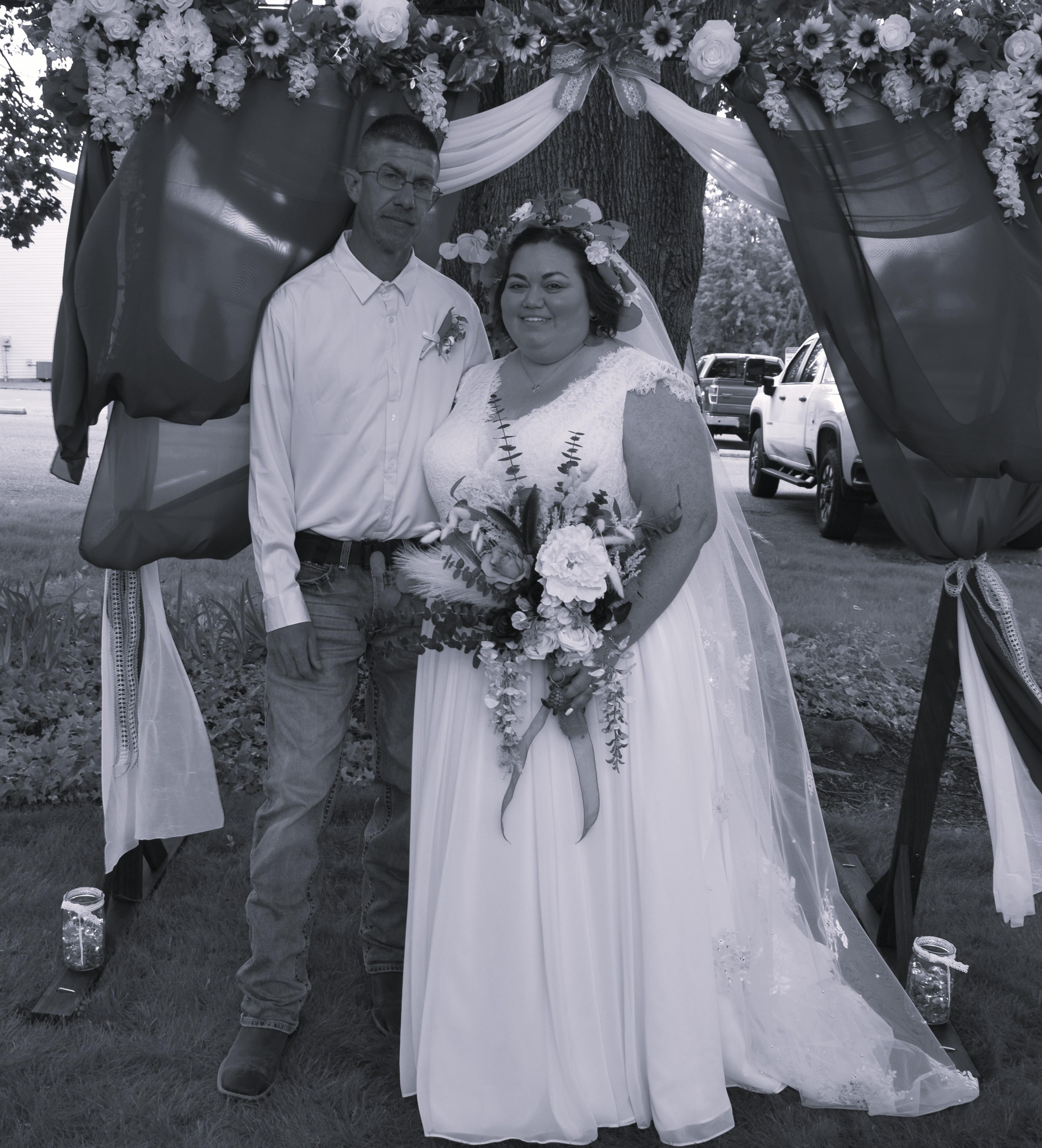 The Wedding Website of Carolyn Menear and Andrew Menear