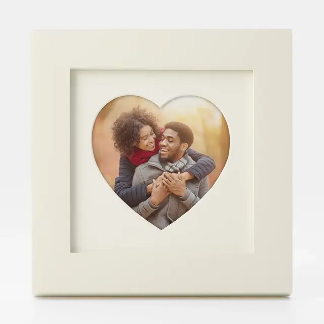 3x3 Heart Matte Frame