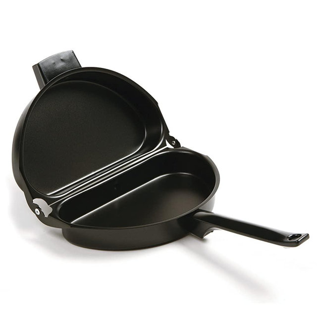 Norpro Nonstick Omelet Pan, 9.2 inches, Black