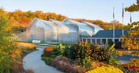 Lauritzen Gardens