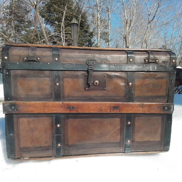 Civil War Era SLAT Top trunk