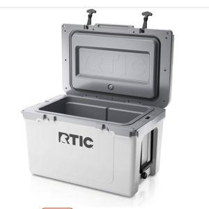 RTIC White/Grey Ultra-Light Cooler 52QT