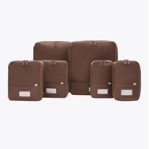 BÉIS 'The Compression Packing Cubes 6pc' in Beige - 6 Piece Set Of Packing Compression Bags For Travel