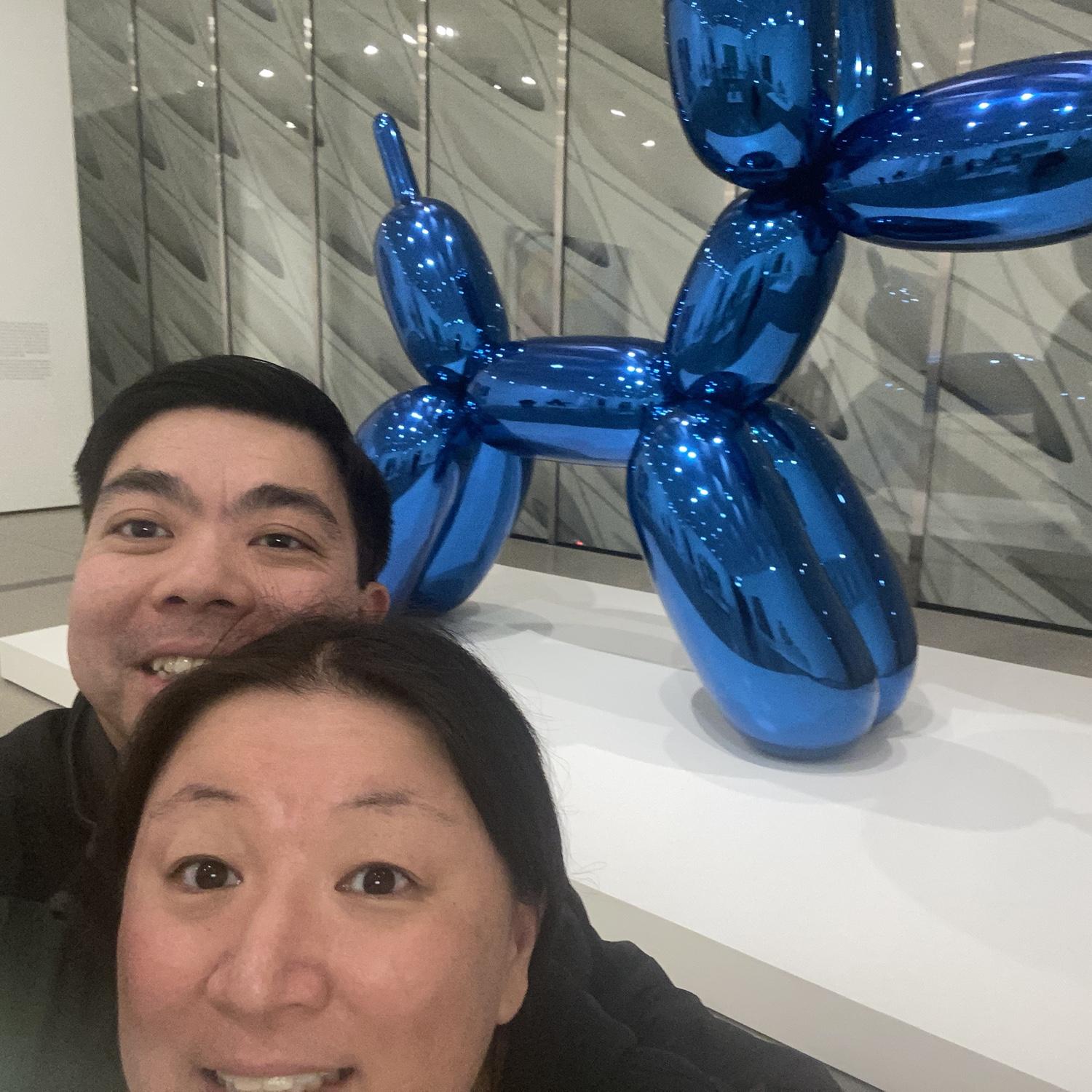 Jeff Koons, Balloon Dog; Broad Museum, Los Angeles.