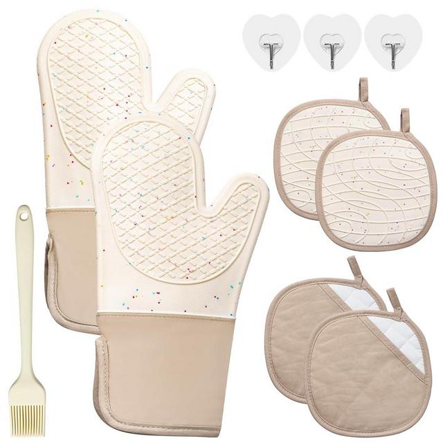 7PCS Oven Mitts and Pot Holders Cooking Mittens Heat Resistant 500°F Silicone Oven Mitts Soft Cotton Lining Pot Holders for Kitchen Non-Slip Oven Mittens for Kitchen with Hook Up Oil Brush(Cream)