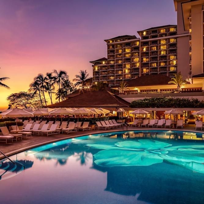 Honeymoon flight & hotel