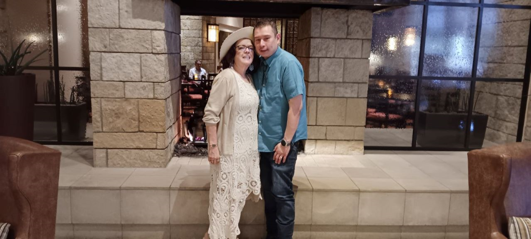 The Wedding Website of Roselin Redmond and Victor Hernandez