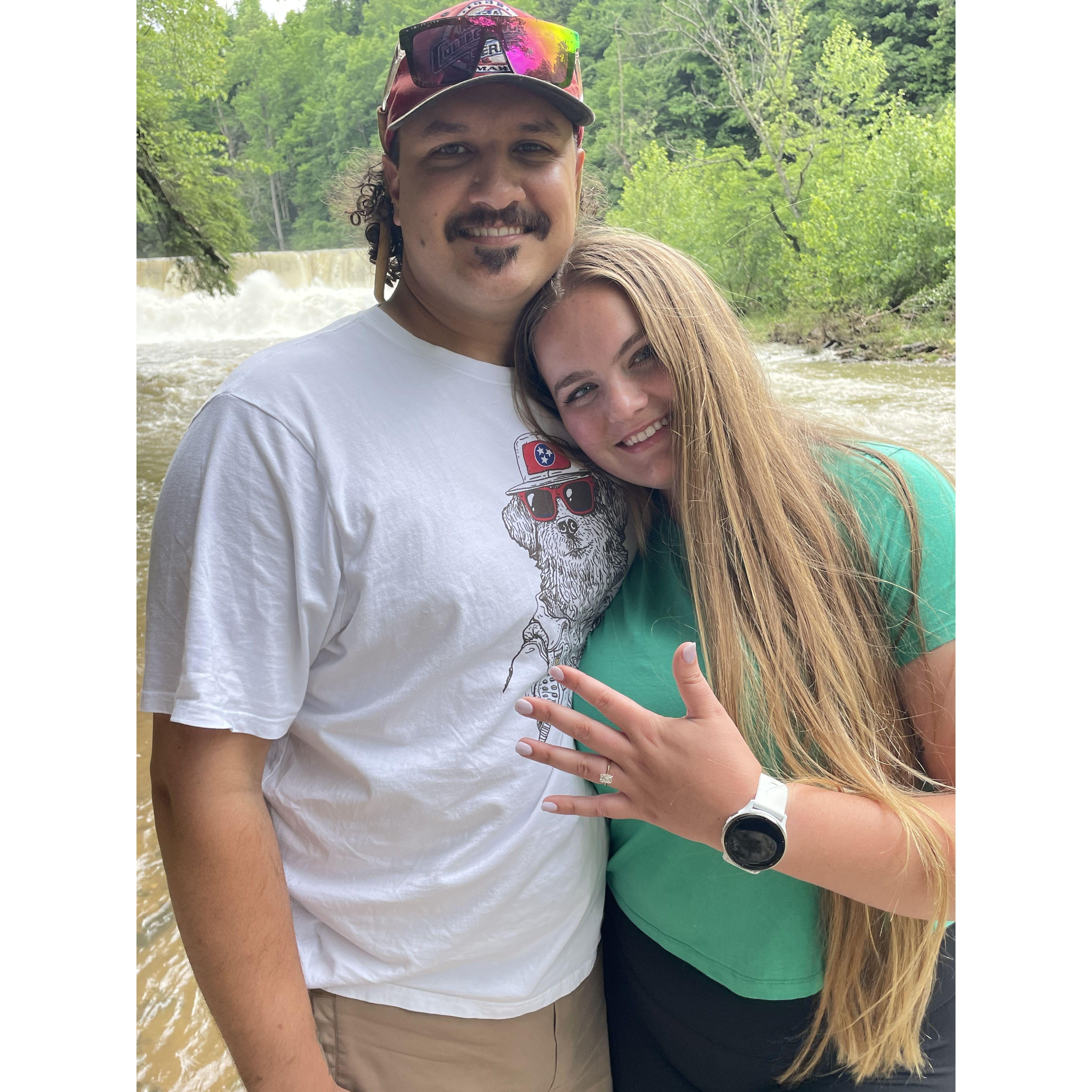 WE'RE ENGAGED!!!!!