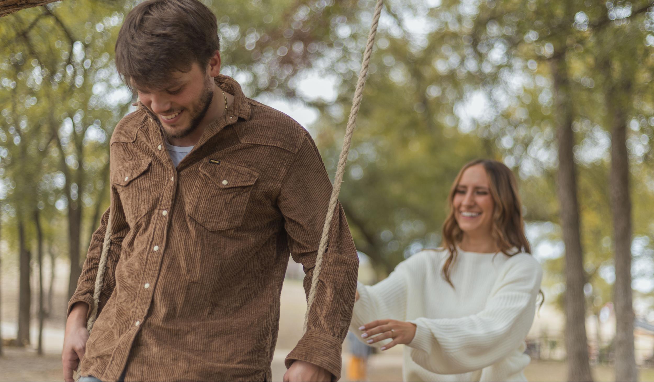 The Wedding Website of Lauren Tate and Brendan McLemore