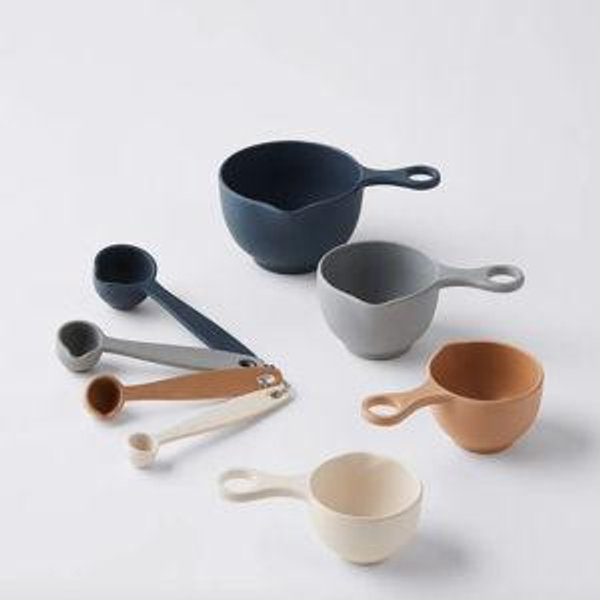Bamboo Measuring Cups and Measuring Spoons