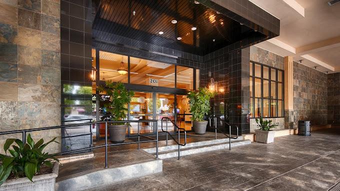 The Wedding Website of Megan Ledyard and Lucas Deutsch