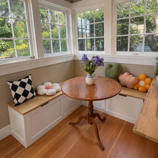 Breakfast nook