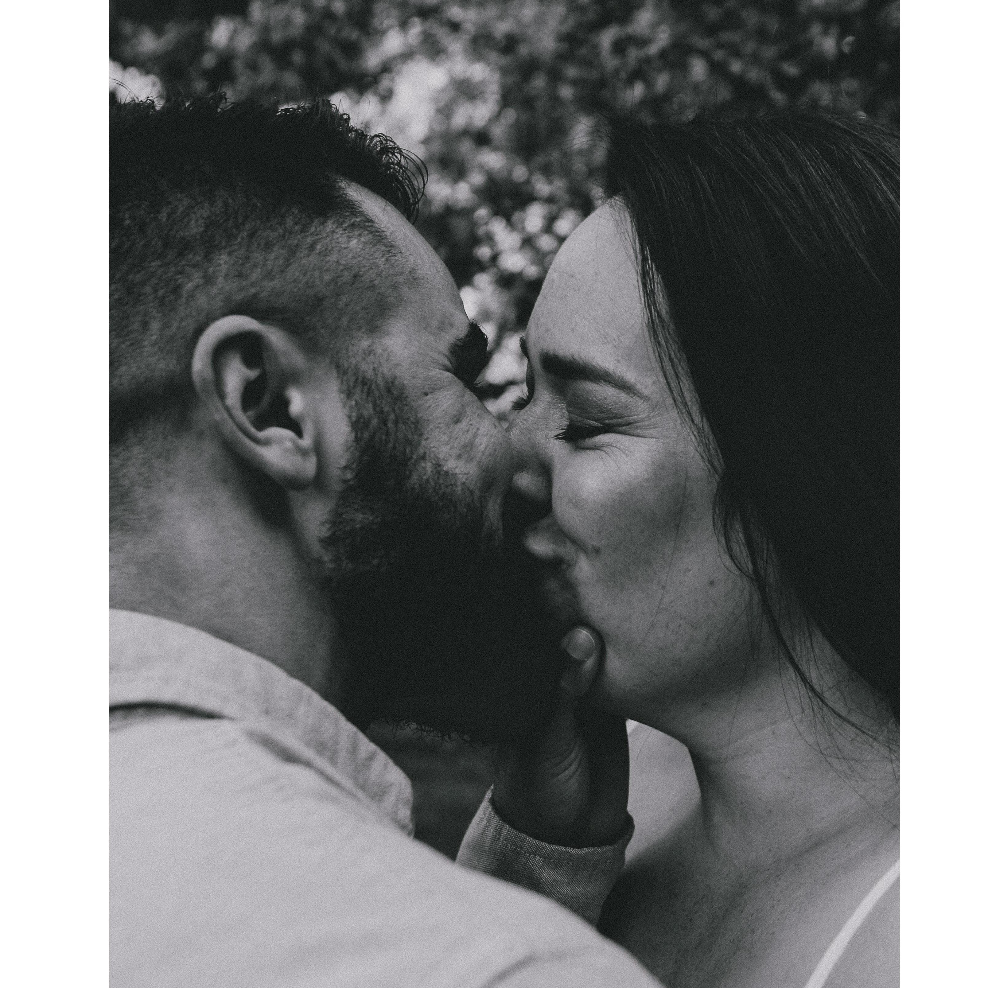 Engagement photo session April 2021