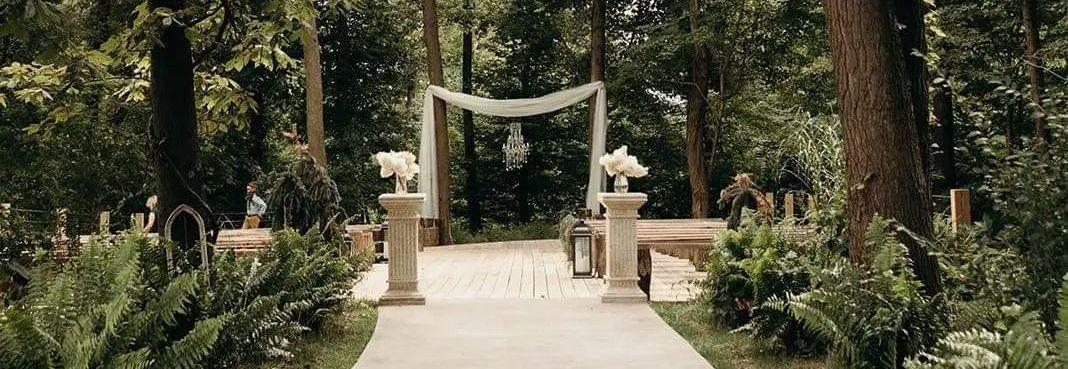 The Wedding Website of Kassie Frohnapfel and Cullen Ebbert