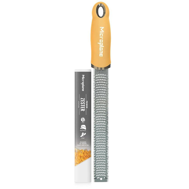 Microplane Premium Classic Zester Grater in Lemon Cream color - Vibrant Color | Lemon Zester tool, Cheese & Vegetable Grater | For Citrus, Parmesan Cheese, Garlic, Ginger | Fine Stainless Steel Blade
