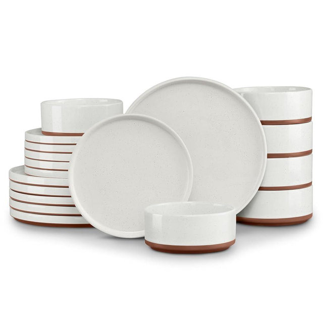 LIANYU Stoneware Dinnerware Sets Service for 6, 18 PCS Plates and Bowls Sets, Handmade Ceramic Dish Set, Highly Chip and Crack Resistant Modern Plate Set, Cloud White