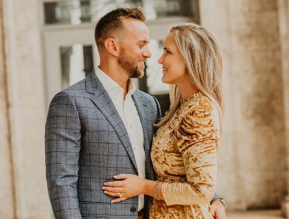 The Wedding Website of Annie Hubbell and Travis Brant