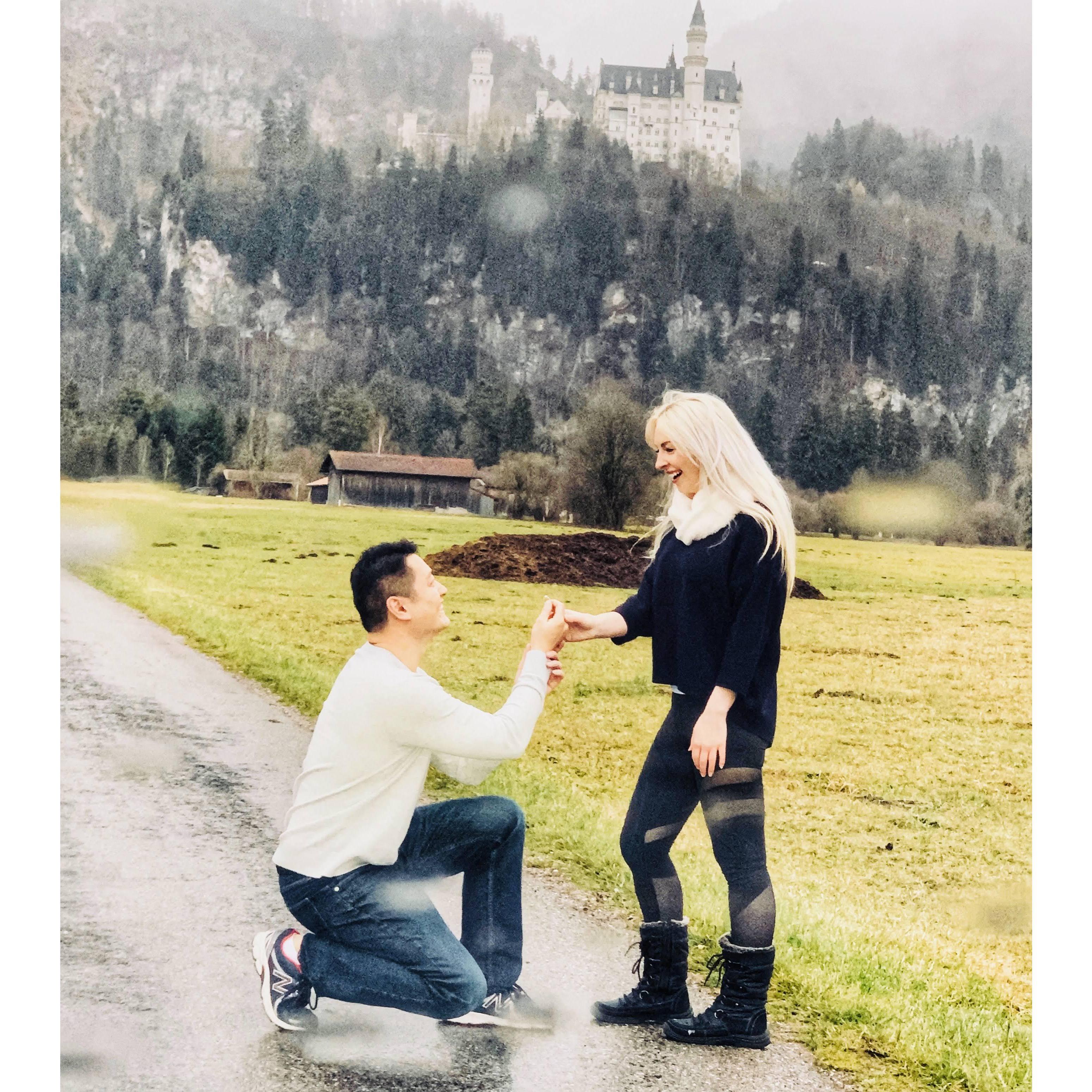 Proposal in front of the Neuschwanstein Castle