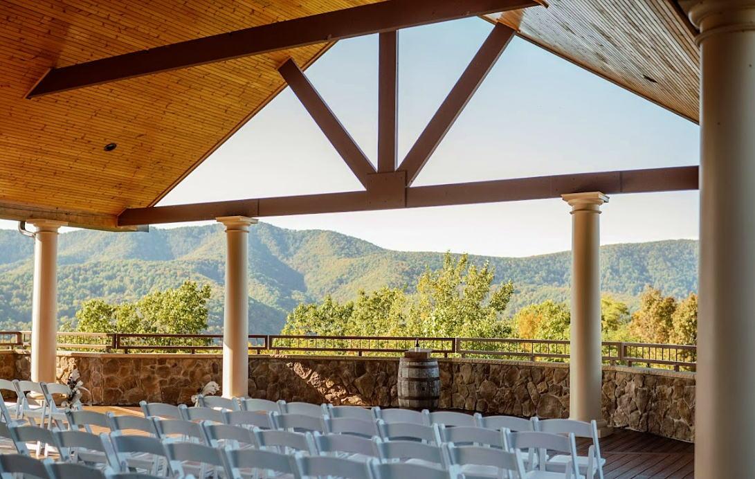 The Wedding Website of Shannon Spillane and Nick O'Keefe