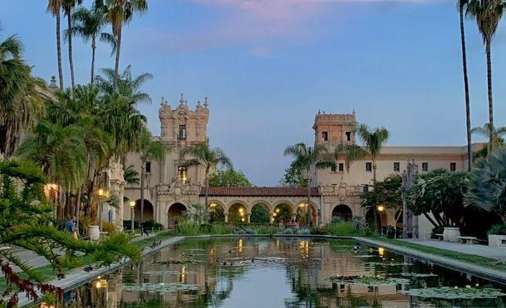 The Wedding Website of Aldrian Widjaja and Nichole Zau